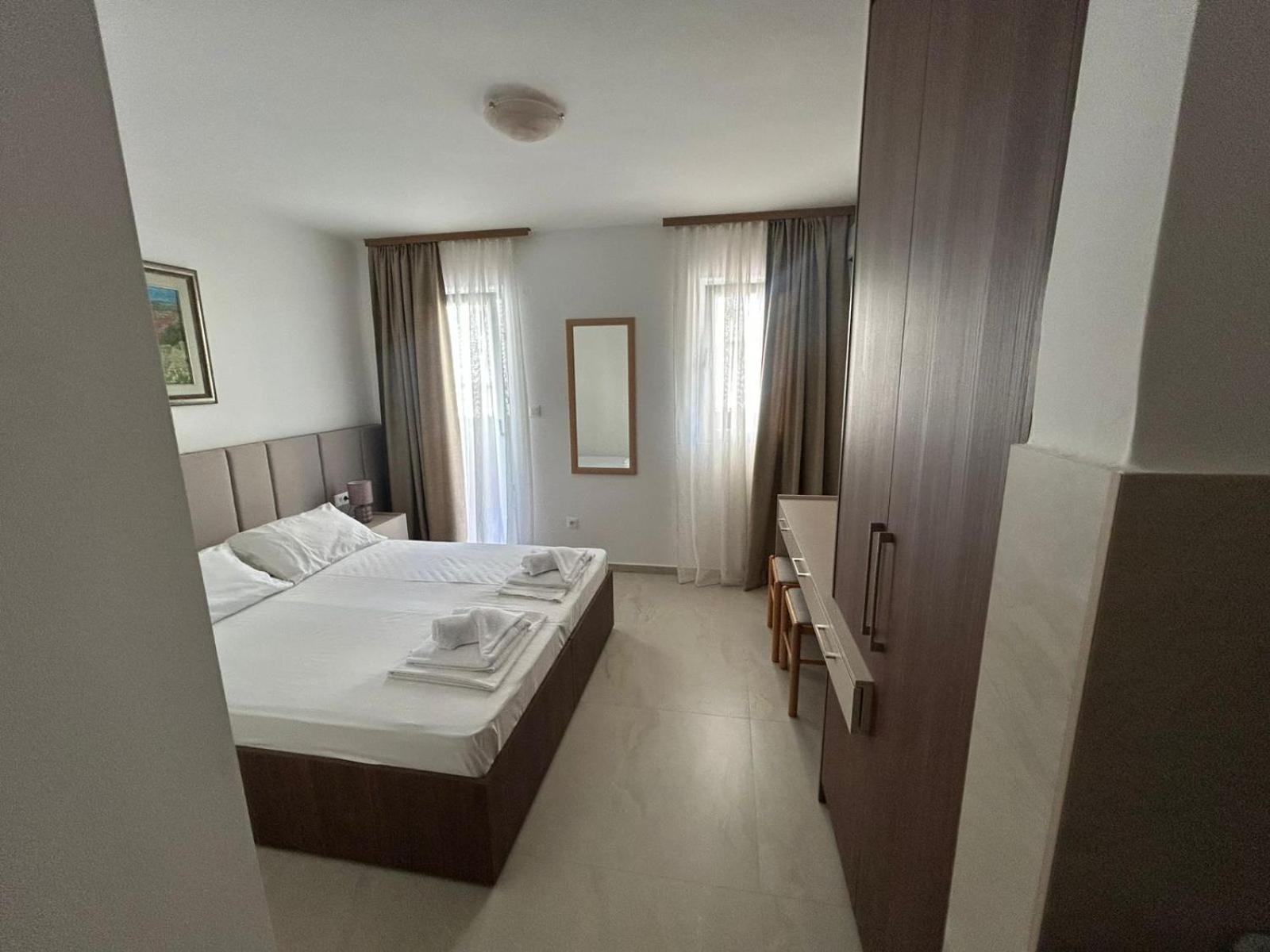 Alexandra Appartement Budva
